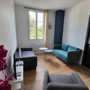 Appartement Escapade à Dans T2 Bis Proche Gare Et Centre