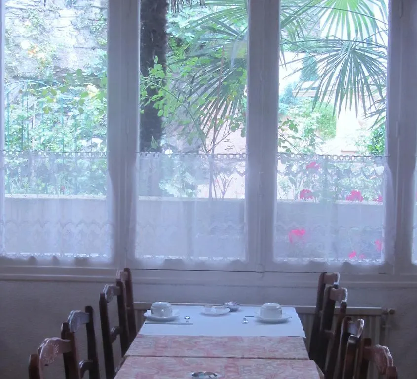 Hotel Duchesse Anne Lourdes 2*,  Francia